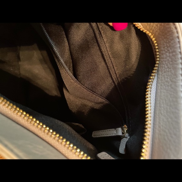 Vince Camuto bag - Picture 5 of 13